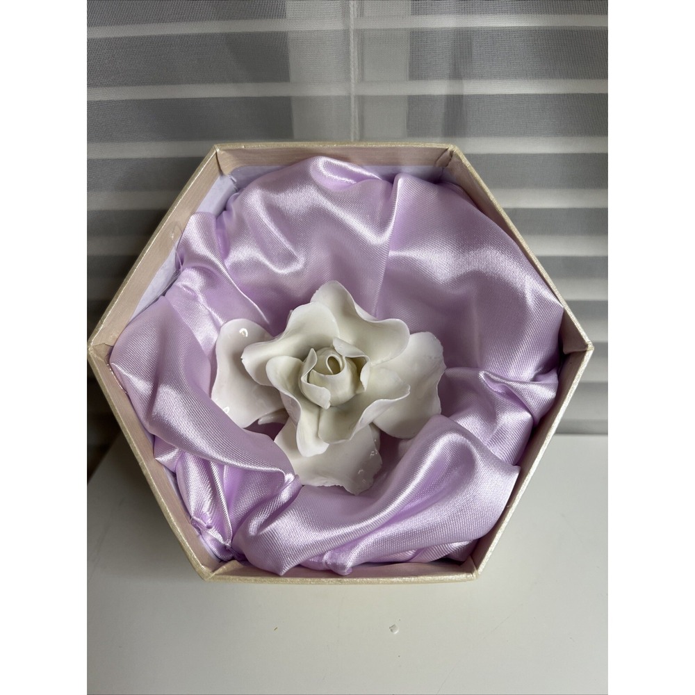 White Flower Capodomonti Style Rose By Godinger  Co. Horentine Fine Porcelain